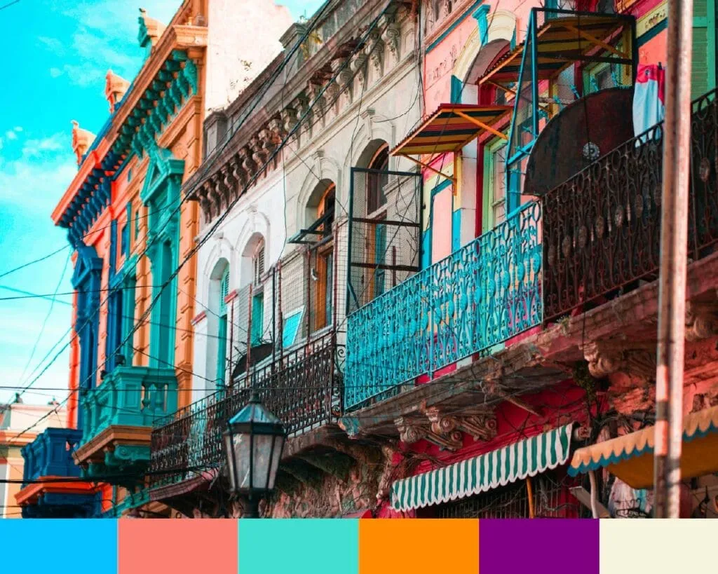 Colours of the world-blog-images_Buenos Aires (La Boca), Argentina- Street Theatre of Colour